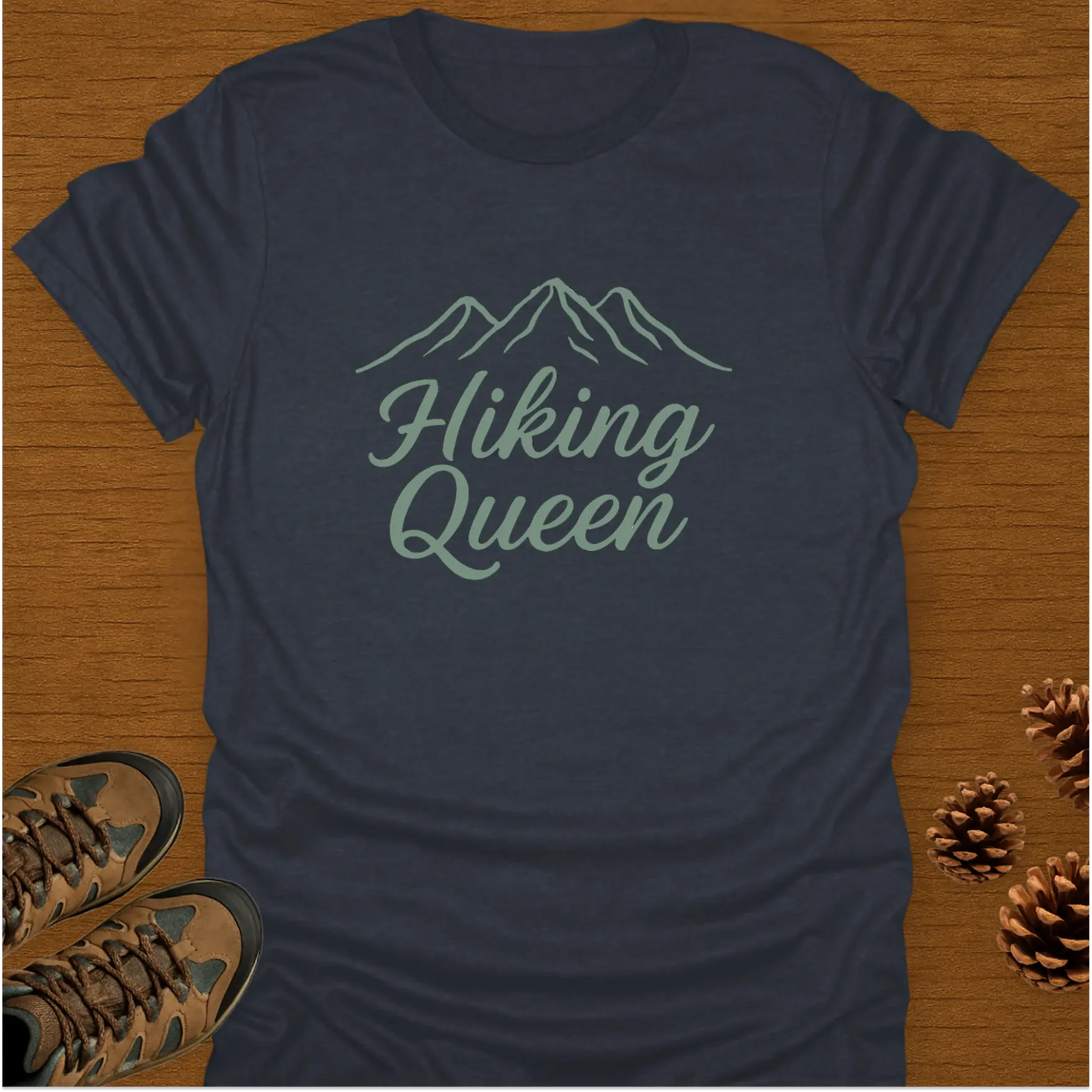 HIKING QUEEN T-Shirt