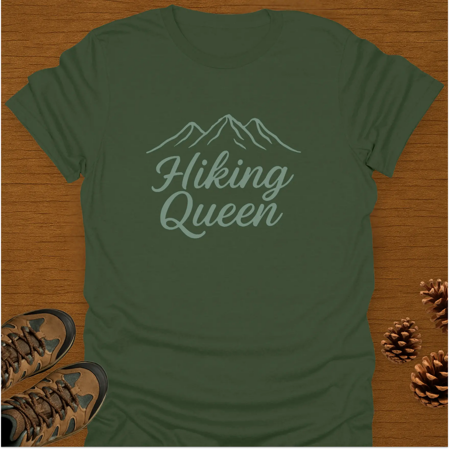 HIKING QUEEN T-Shirt