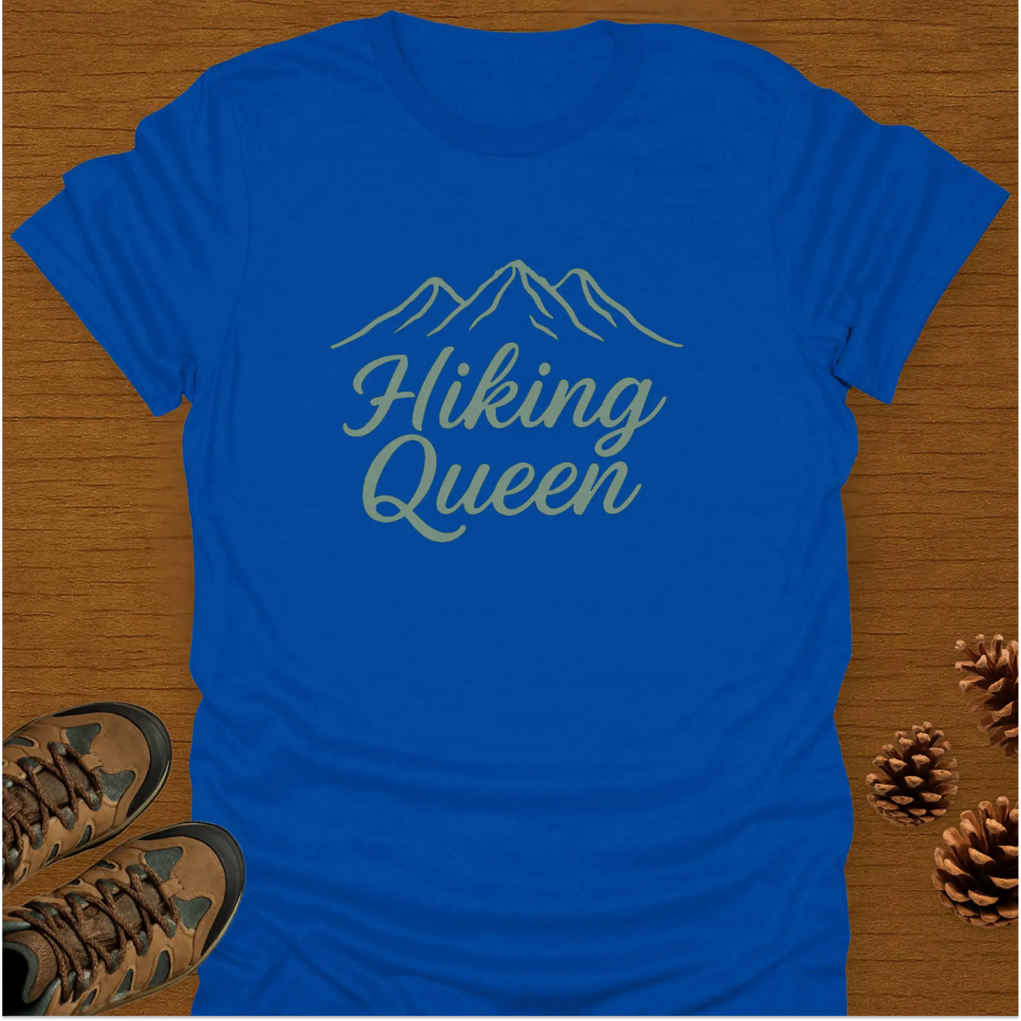 HIKING QUEEN T-Shirt