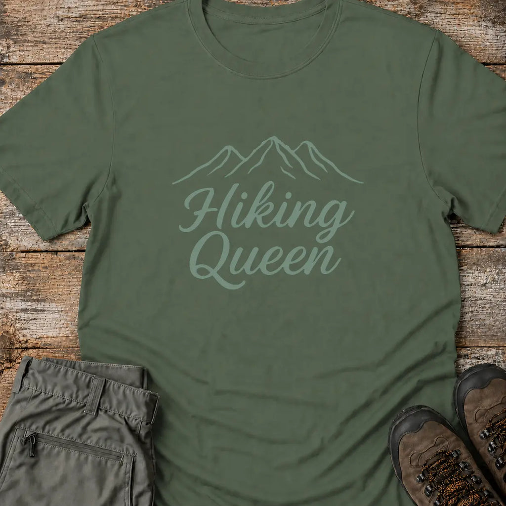 HIKING QUEEN T-Shirt