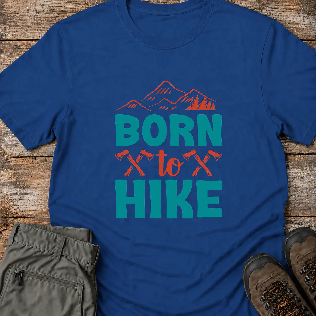BORN TO HIKE. T-Shirt